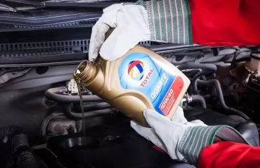 change car oil, change oil filter, car engine oil change